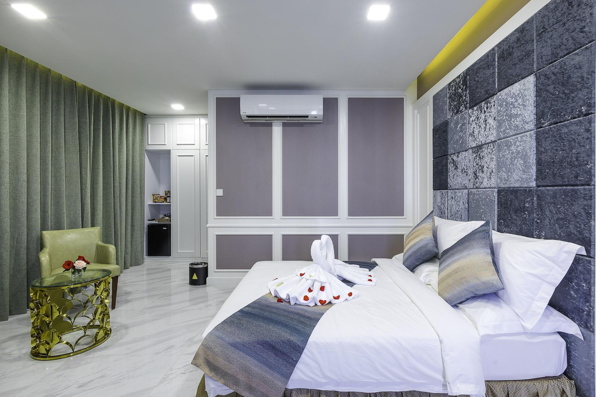 V Boutique Hotel Phnom Penh Exterior foto