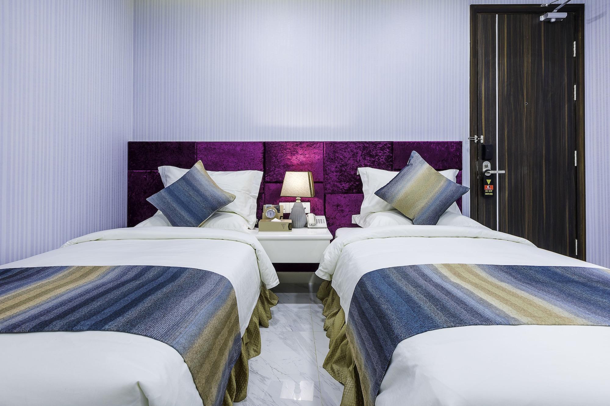 V Boutique Hotel Phnom Penh Exterior foto